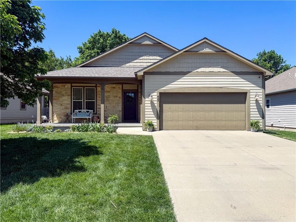 433 Seele Drive, Lawrence, KS