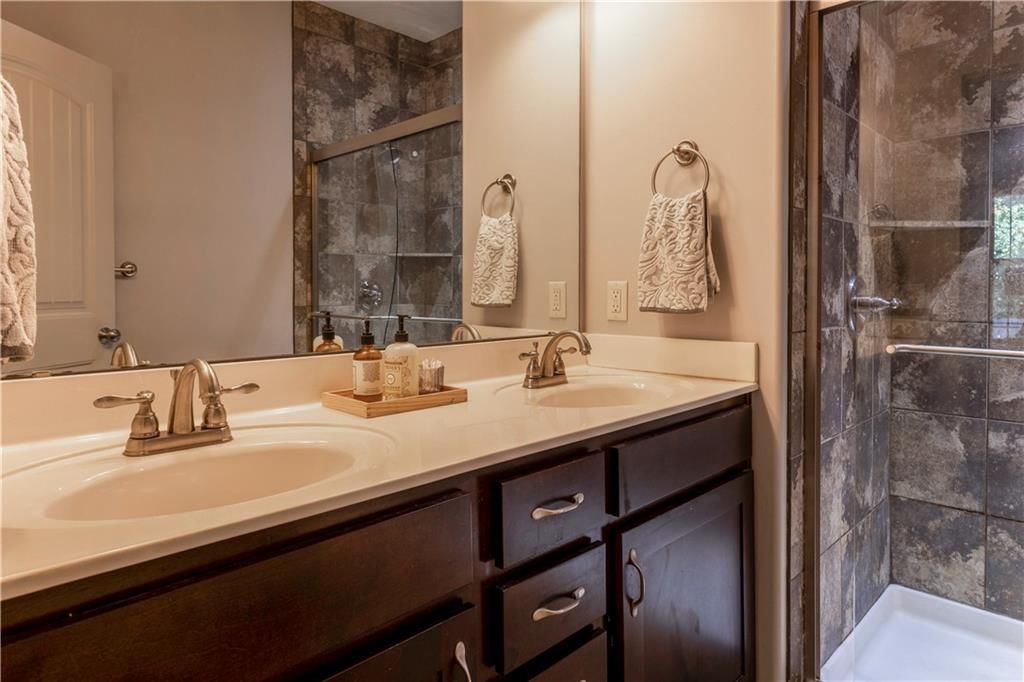 433 Seele Drive — photo 15