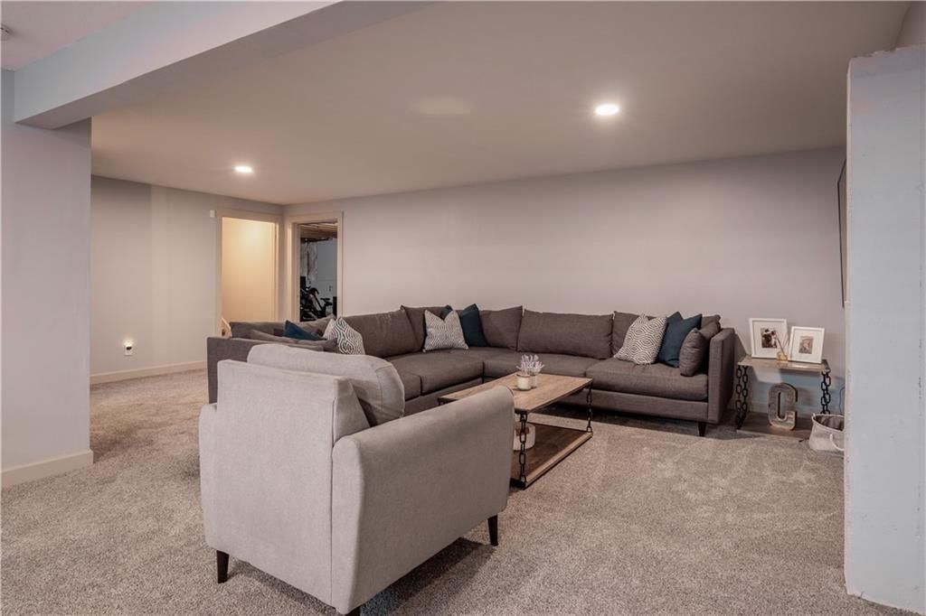 433 Seele Drive — photo 23