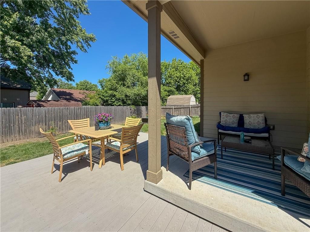 433 Seele Drive — photo 32