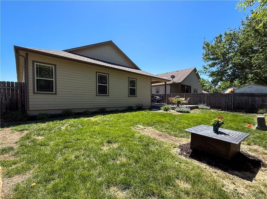 433 Seele Drive — photo 33