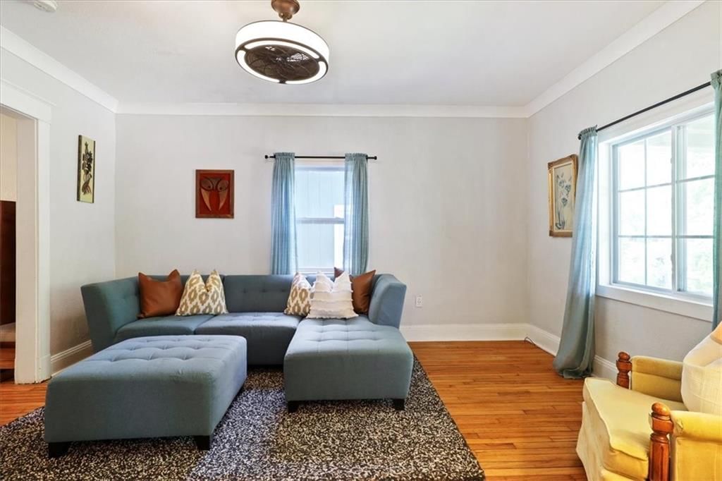 4419 Forest Avenue — photo 4