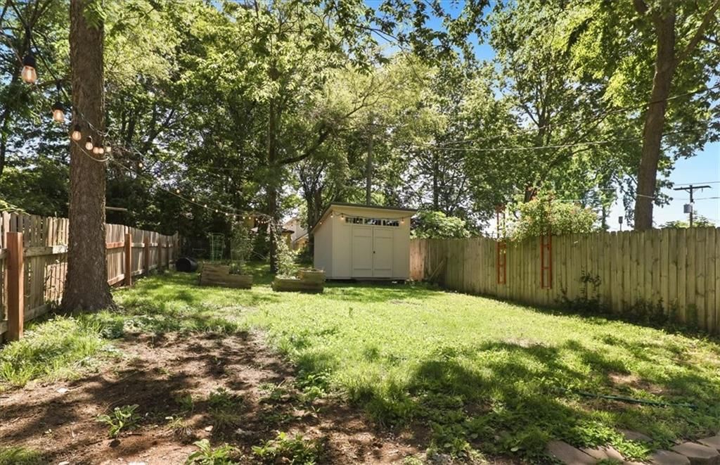 4419 Forest Avenue — photo 21