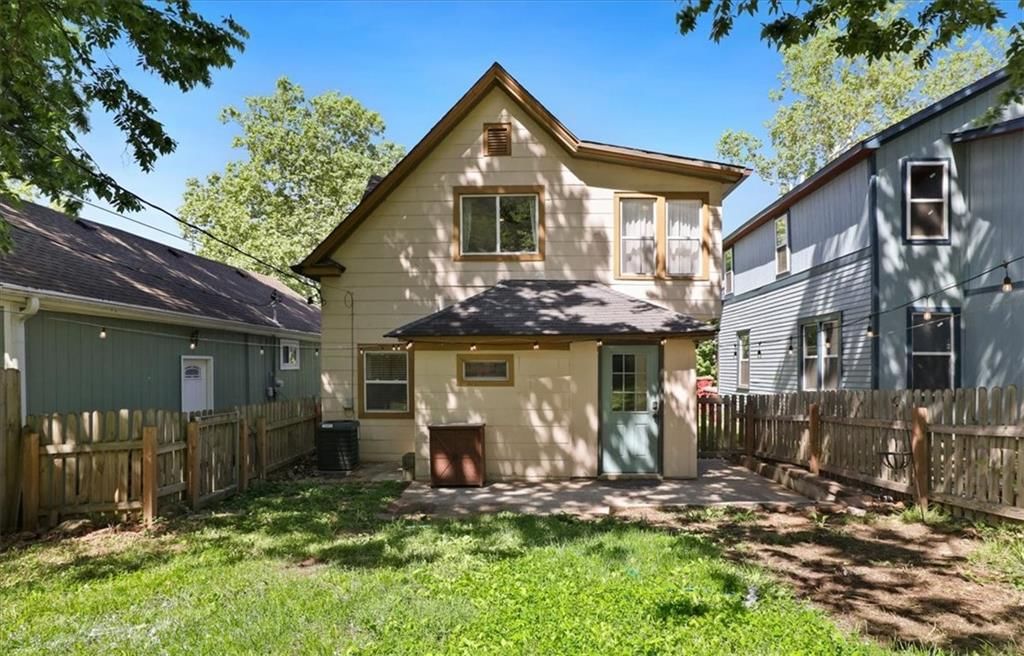 4419 Forest Avenue — photo 22
