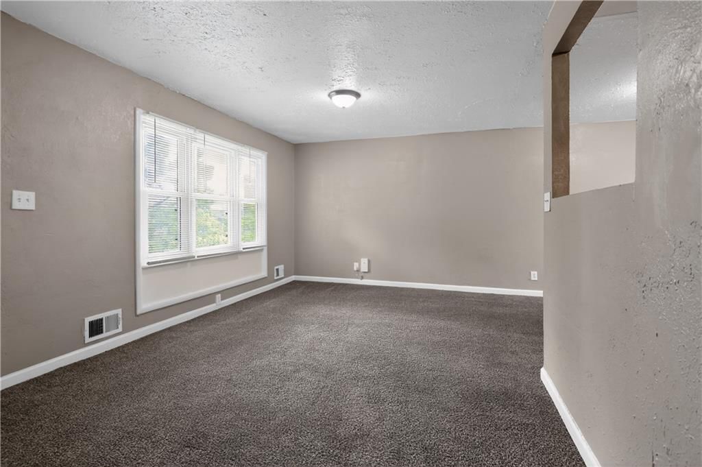 3900 E 47TH Terrace — photo 9