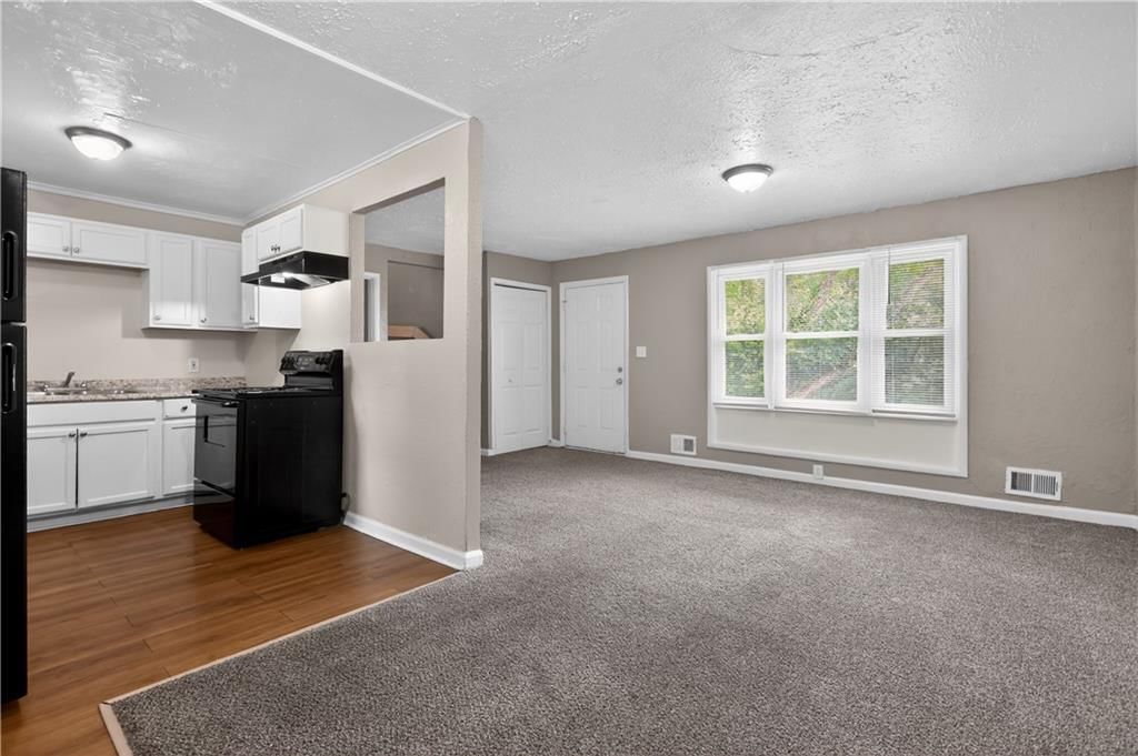 3900 E 47TH Terrace — photo 14