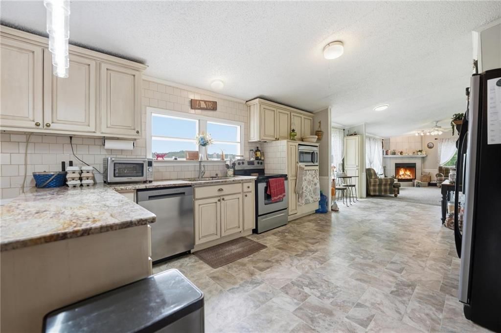14933 Lakeshore Drive — photo 11