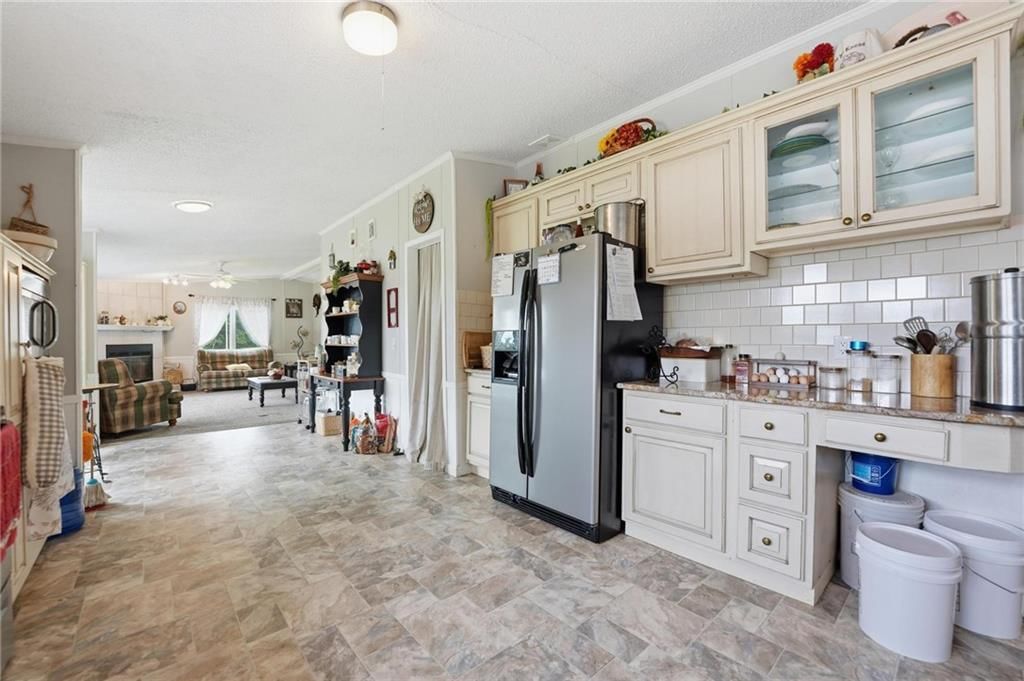 14933 Lakeshore Drive — photo 12