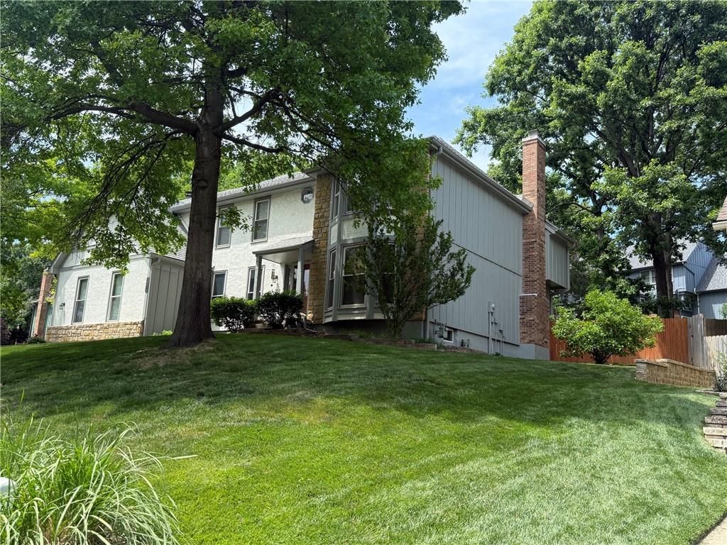 14610 W 83rd Street — photo 2