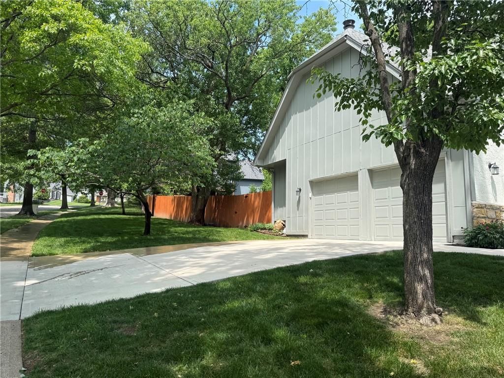 14610 W 83rd Street — photo 4
