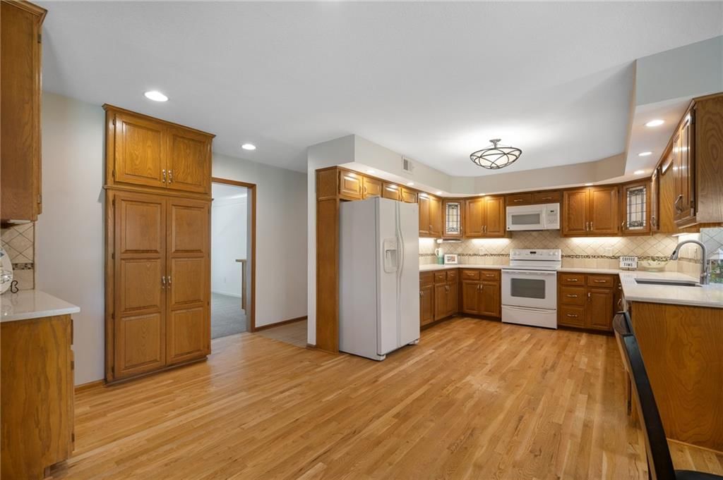 14610 W 83rd Street — photo 18