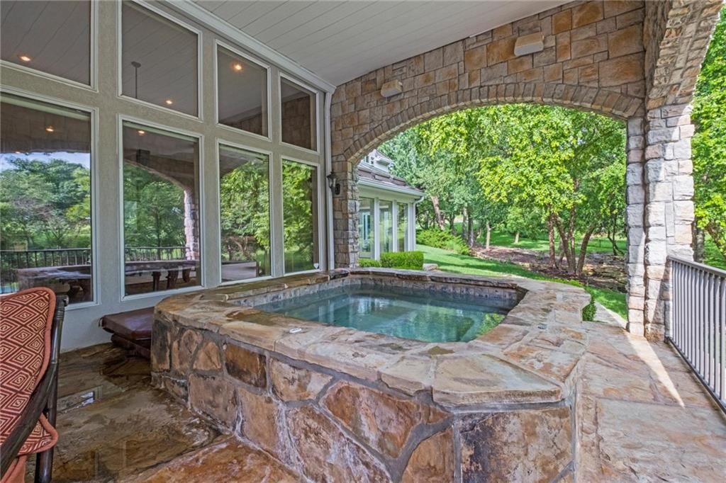 425 NE Saint Andrews Circle — photo 16