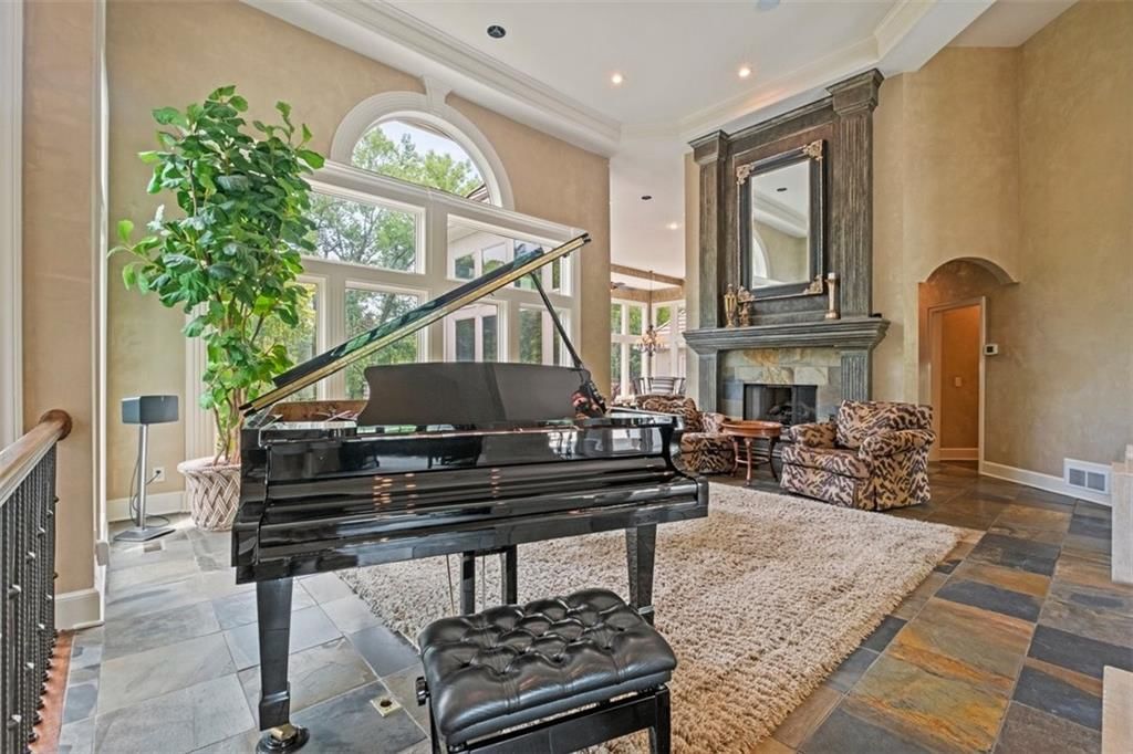 425 NE Saint Andrews Circle — photo 33