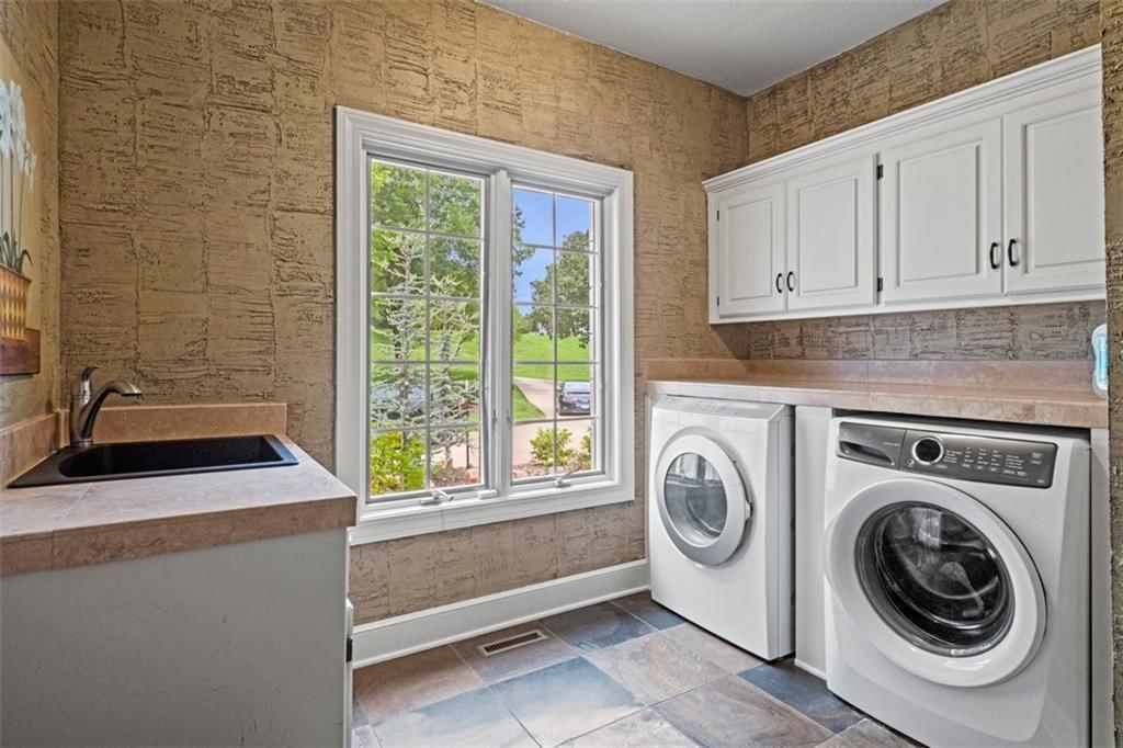 425 NE Saint Andrews Circle — photo 57