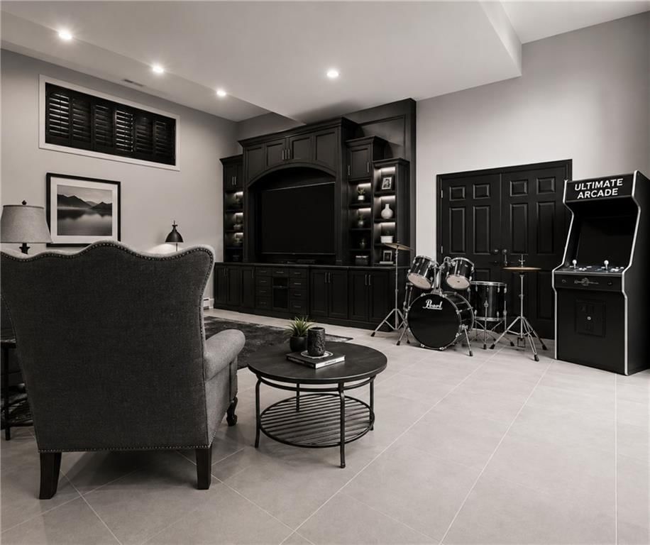 Photo 98 of 99 - 425 NE Saint Andrews Circle, Lee's Summit, MO 64064