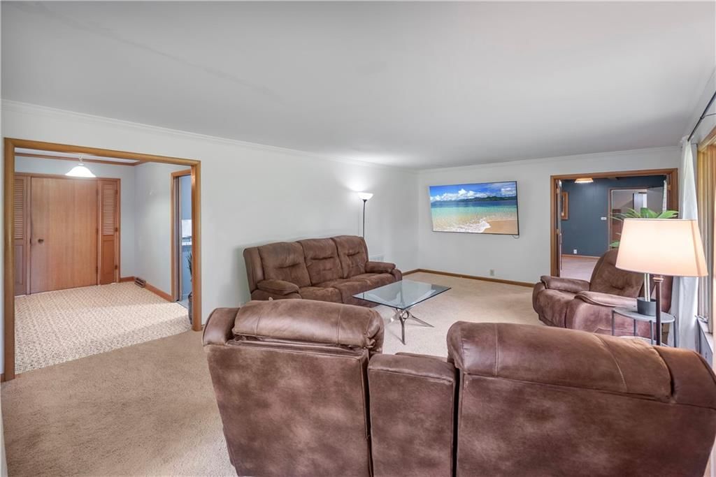 515 Barton Avenue — photo 8