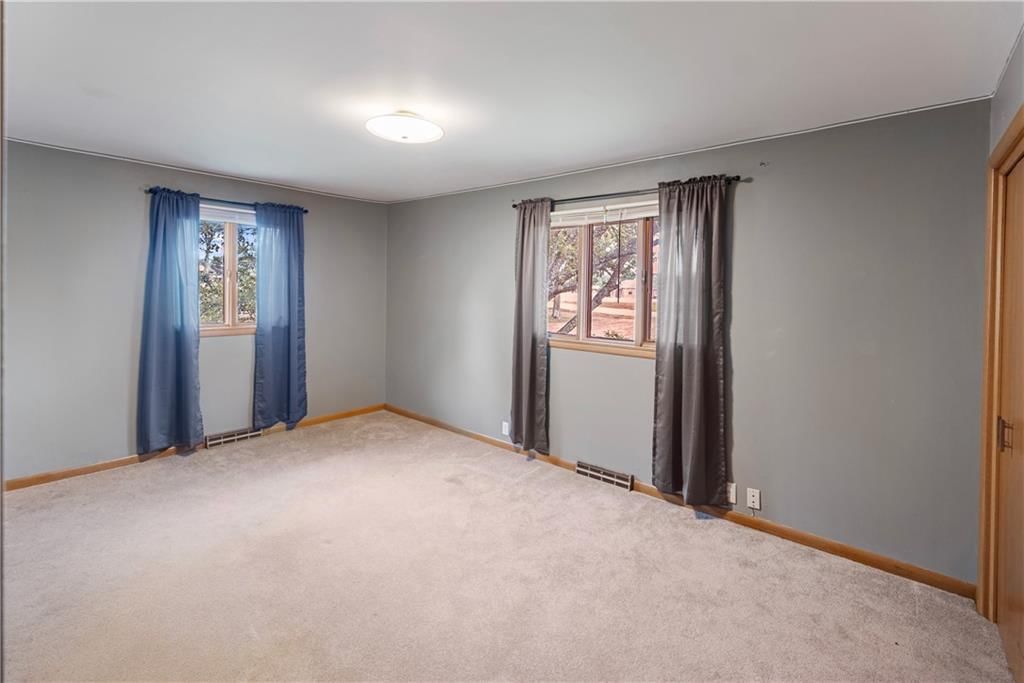 515 Barton Avenue — photo 42