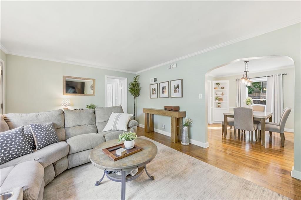 5608 Roeland Drive — photo 8
