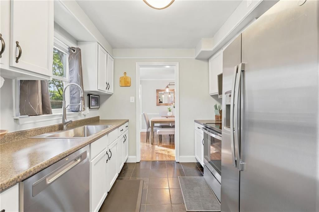 5608 Roeland Drive — photo 12