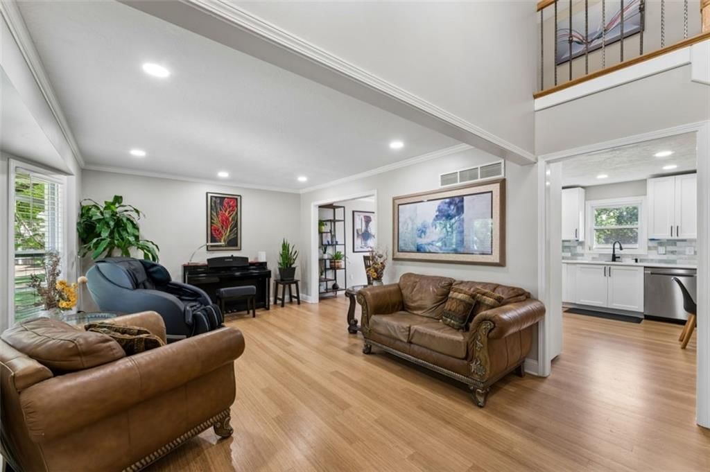 11725 England Street — photo 4