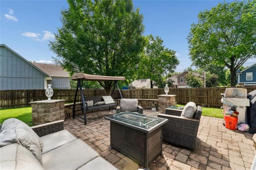 11725 England Street — photo 33