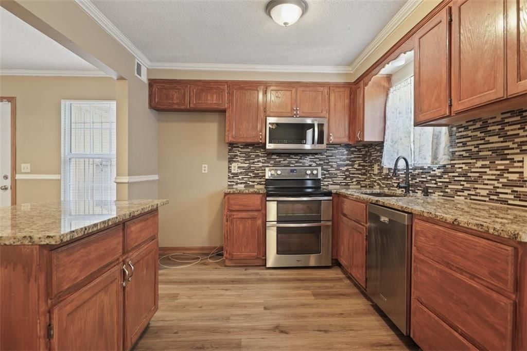 1300 E 41st Street — photo 10
