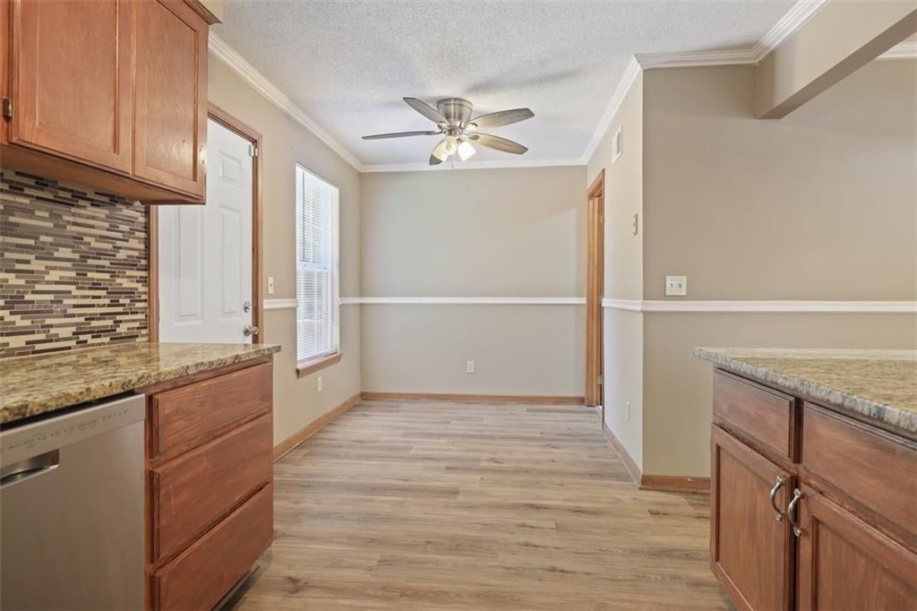 1300 E 41st Street — photo 11