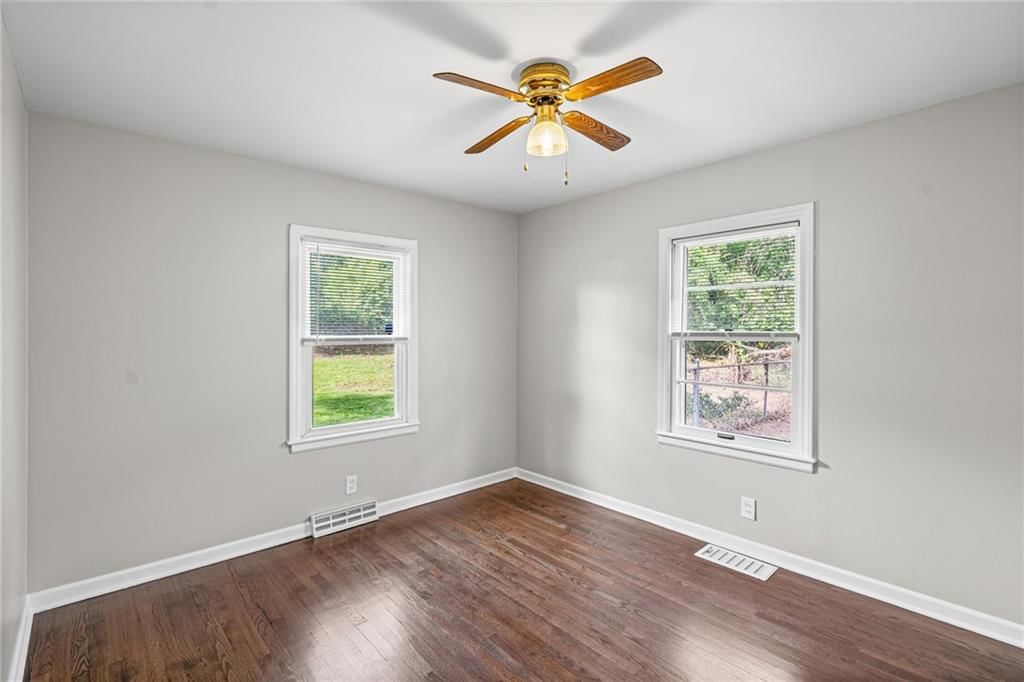 1054 S 45th Terrace — photo 19