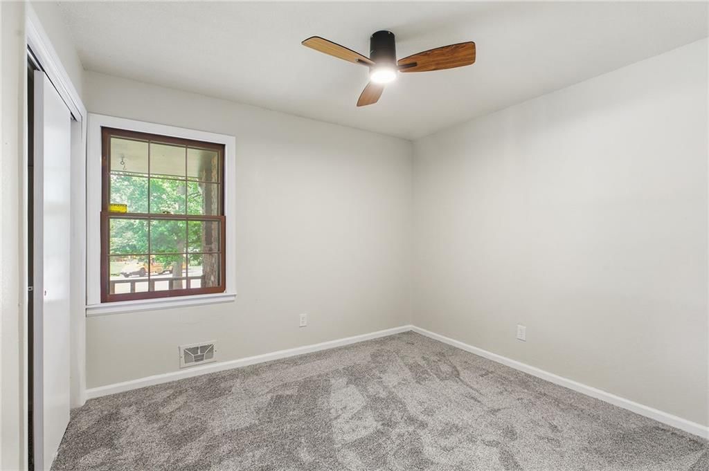 18901 E 30th Terrace S — photo 12