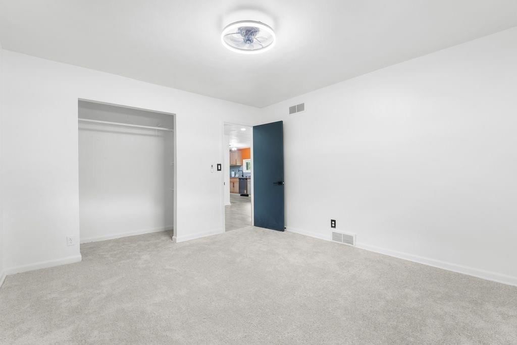 3421 E 55th Street — photo 10