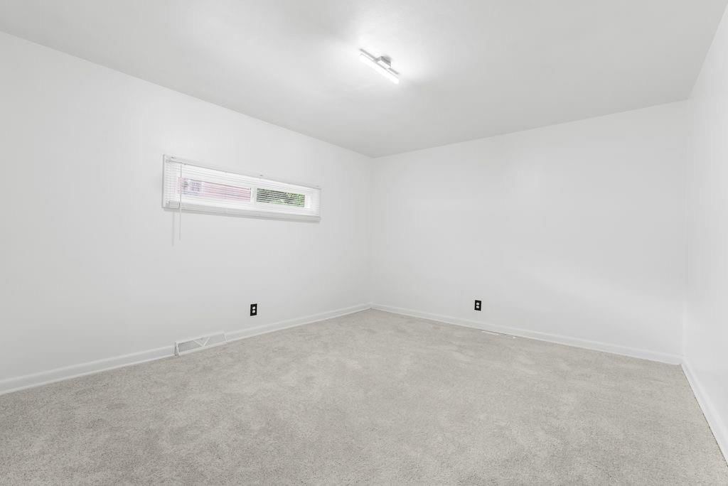 3421 E 55th Street — photo 14