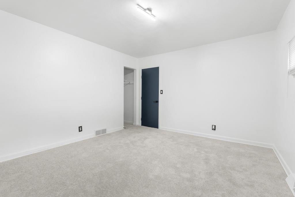 3421 E 55th Street — photo 15