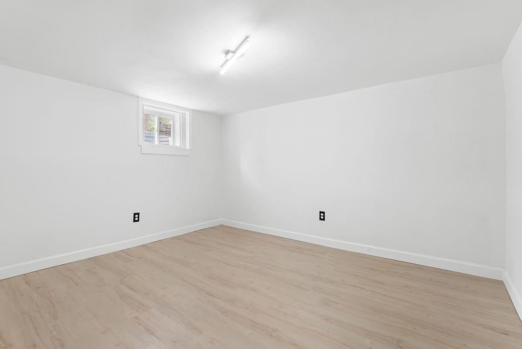 3421 E 55th Street — photo 18