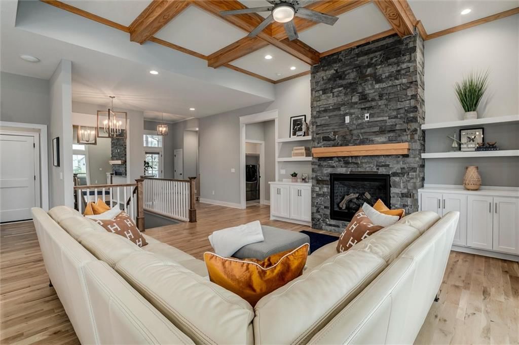 25215 W 92nd Street — photo 3