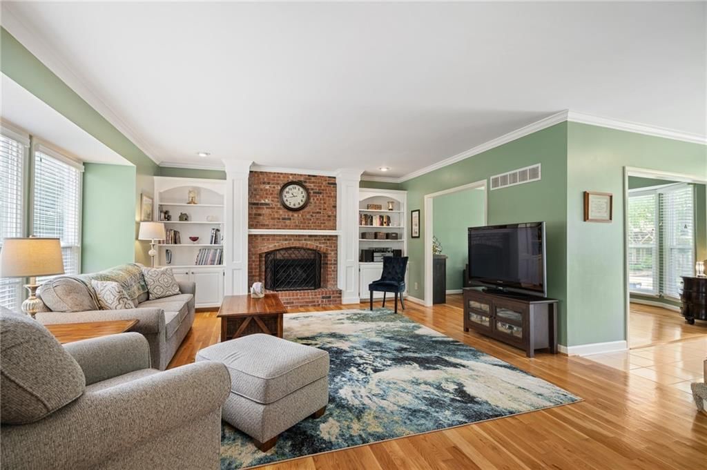 10329 Ballentine Street — photo 11