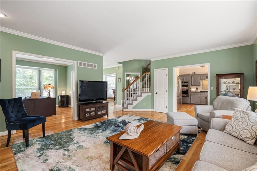 10329 Ballentine Street — photo 13