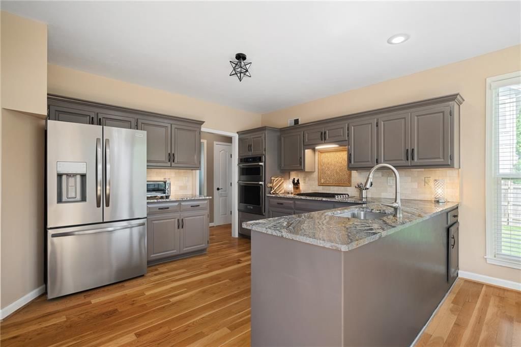 10329 Ballentine Street — photo 17