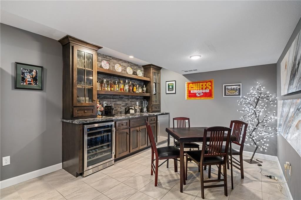 10329 Ballentine Street — photo 54