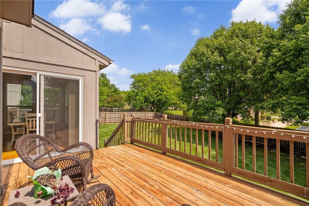 10329 Ballentine Street — photo 58