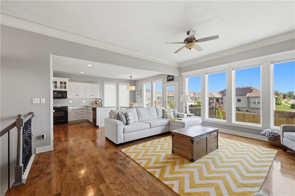 2301 NW Hedgewood Drive — photo 13