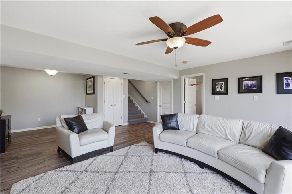 2301 NW Hedgewood Drive — photo 21