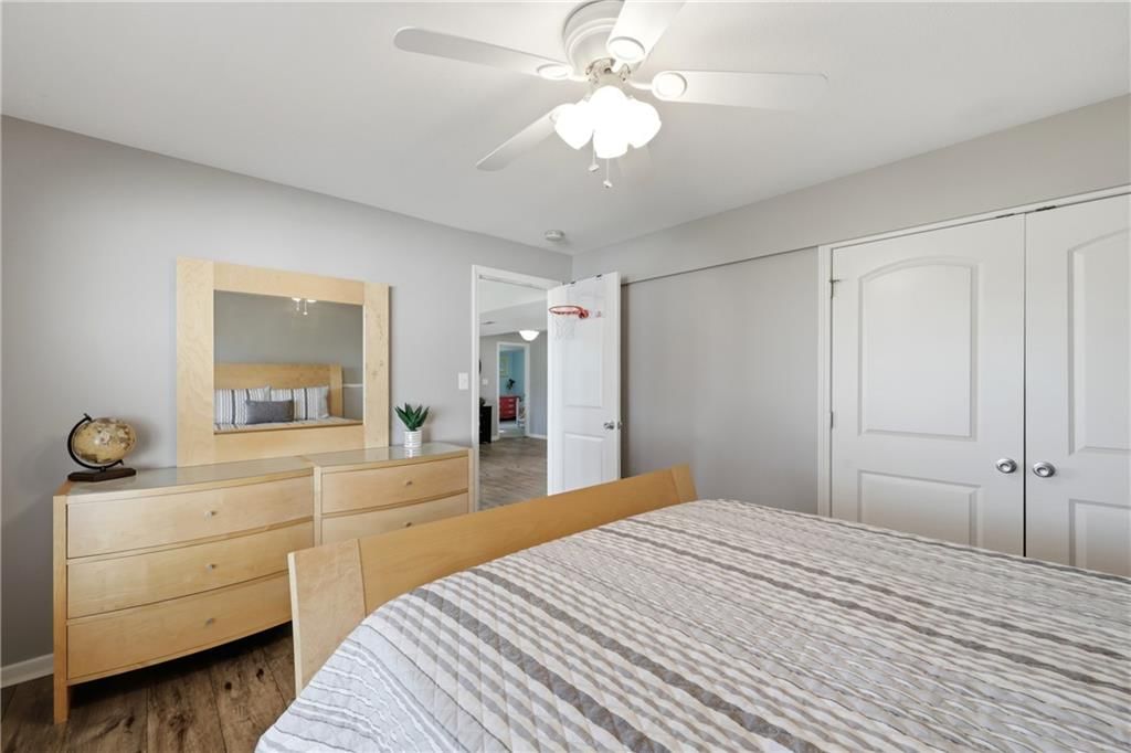 2301 NW Hedgewood Drive — photo 24