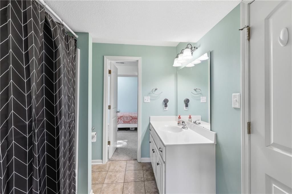 2301 NW Hedgewood Drive — photo 26