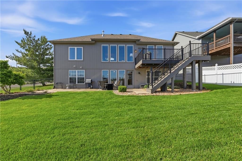 2301 NW Hedgewood Drive — photo 30