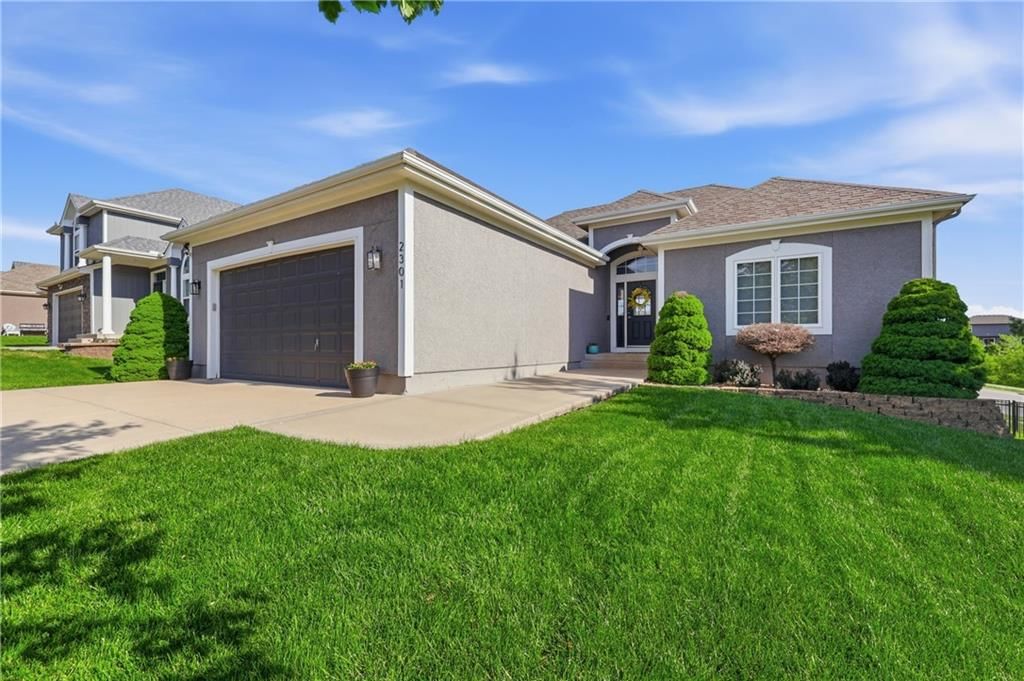 2301 NW Hedgewood Drive — photo 34