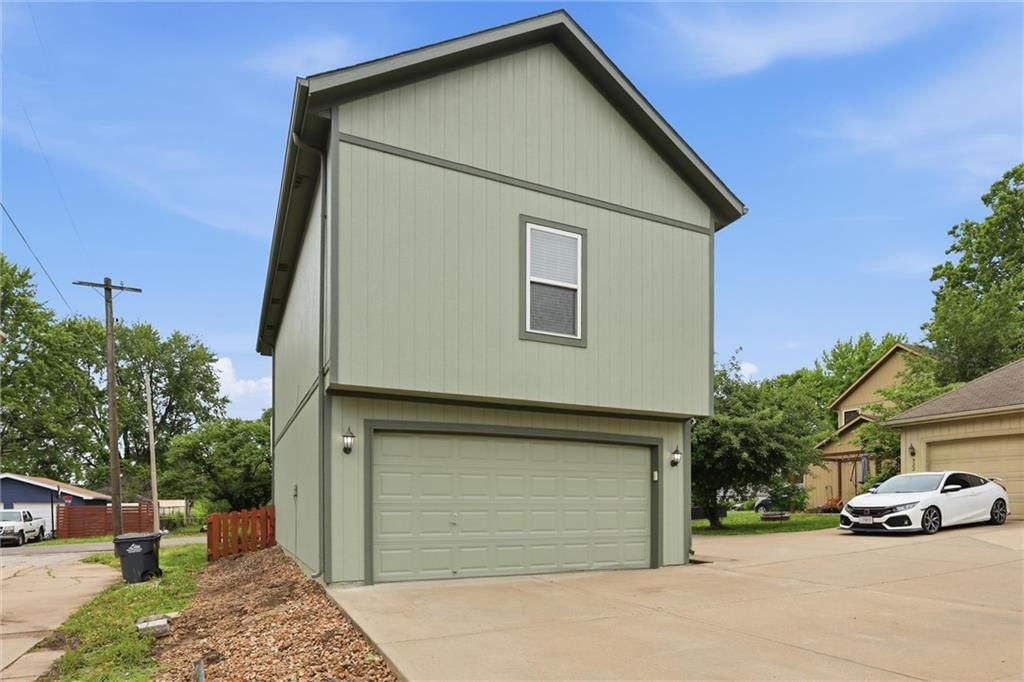 1309 SW South Avenue — photo 37
