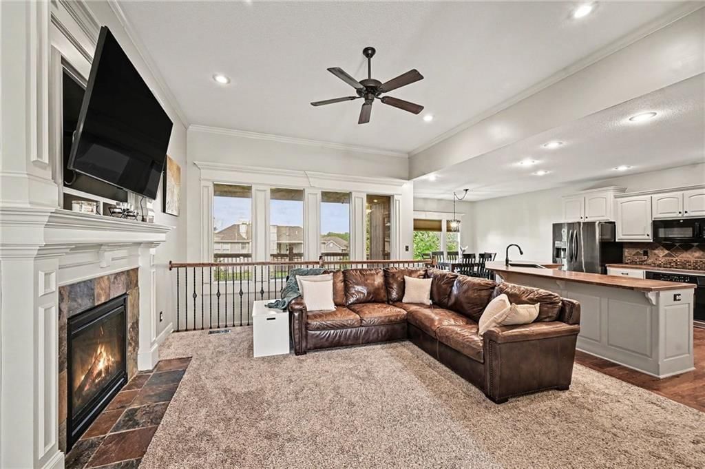 704 Crestridge Drive — photo 10