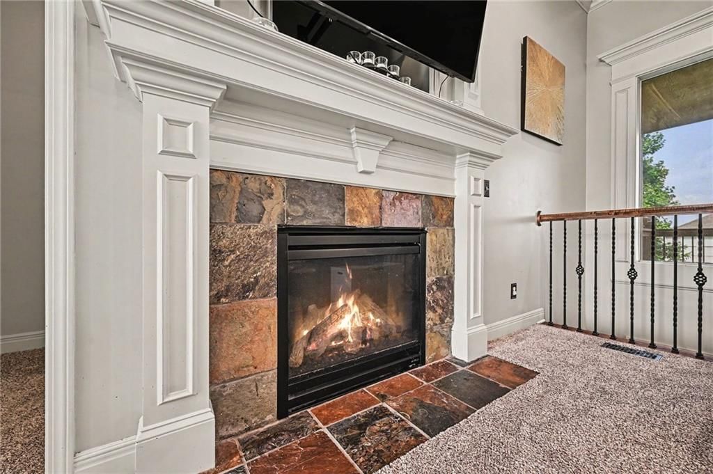 704 Crestridge Drive — photo 11