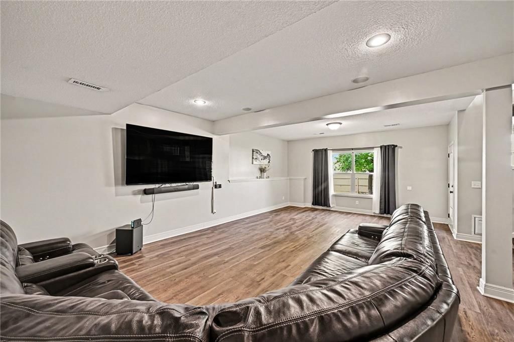 704 Crestridge Drive — photo 25