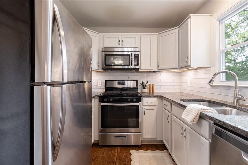 9208 Washington Street — photo 16